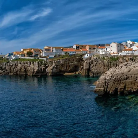 House In The Historic Area Of Feriehus Lourinhã