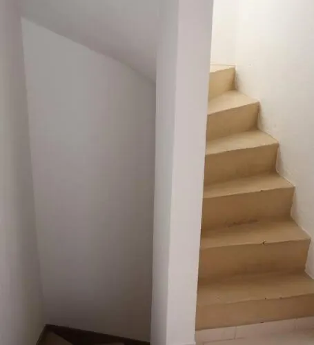 House In The Historic Area Of 劳林哈